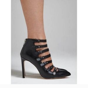 Pour La Victoire Zora Dress Pump Pointed Toe Caged